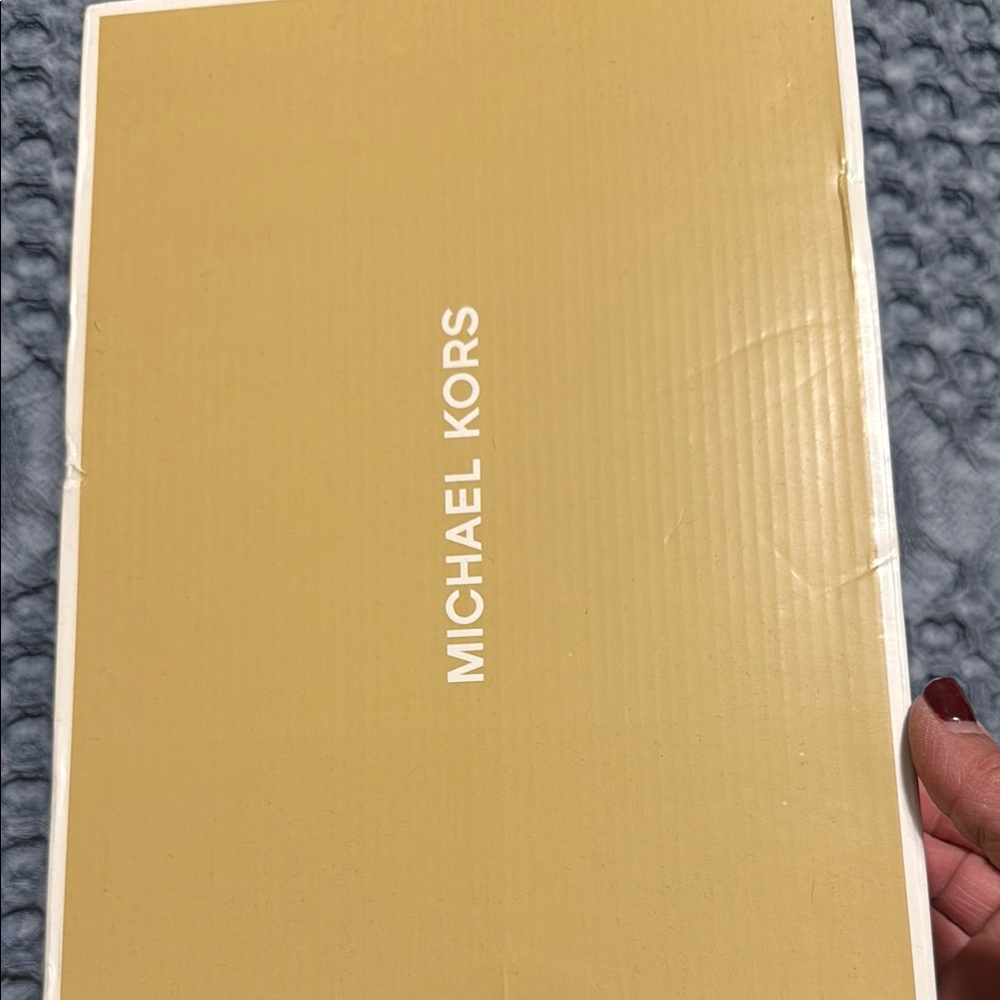 Michael Kors Gold Box